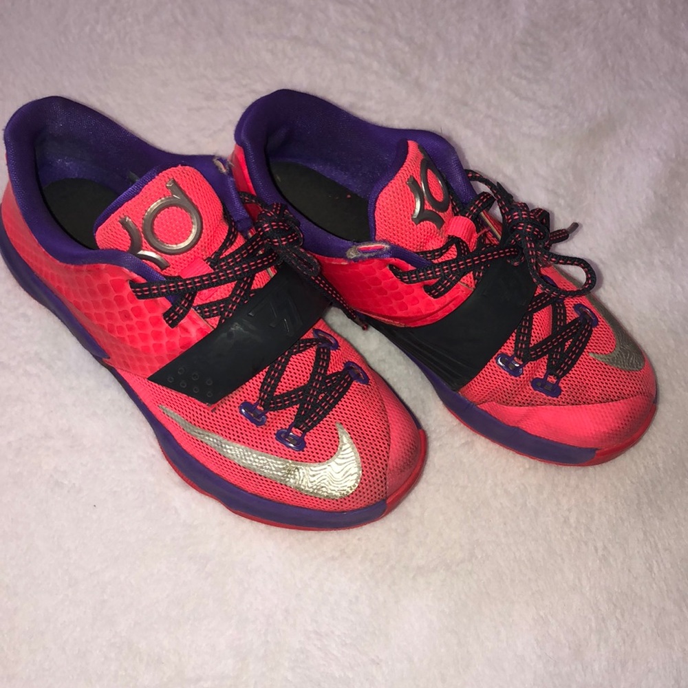 Nike shoes